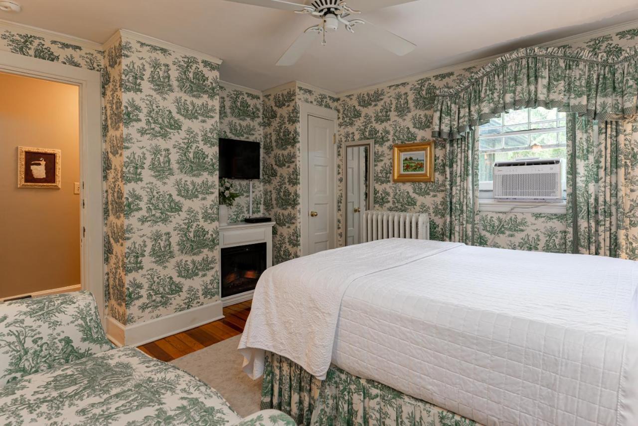Pinecrest Bed&Breakfast Asheville Exterior foto