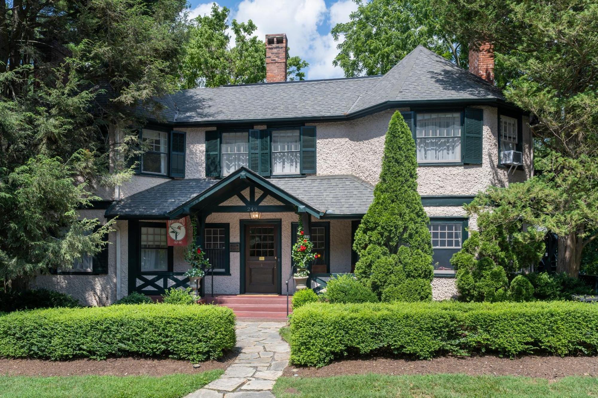 Pinecrest Bed&Breakfast Asheville Exterior foto