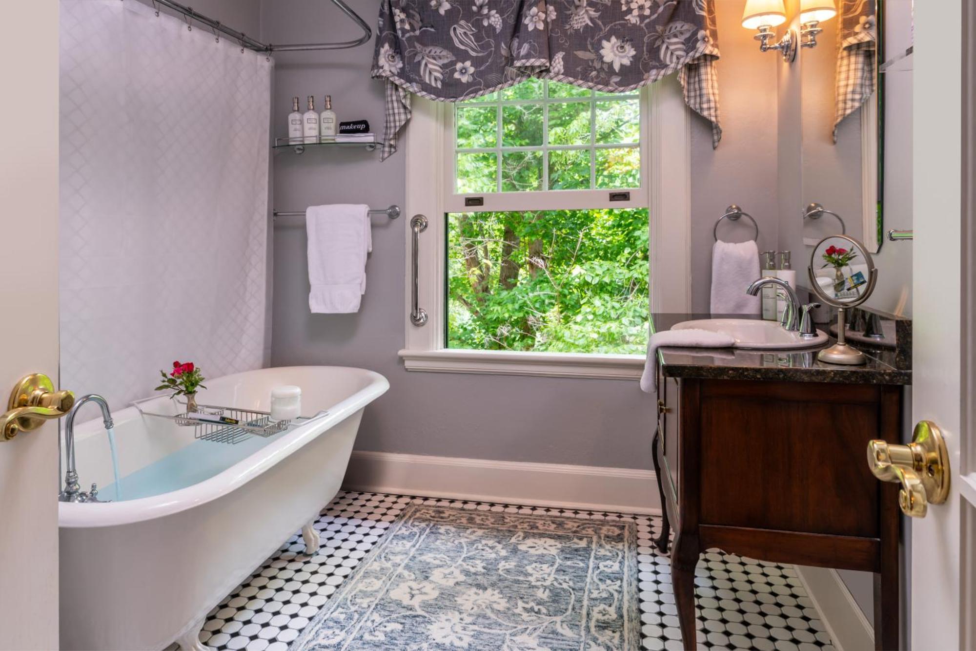 Pinecrest Bed&Breakfast Asheville Exterior foto